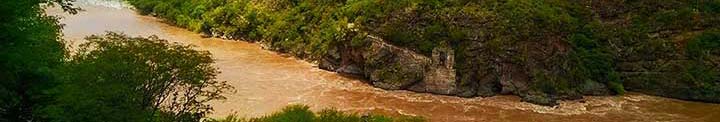 Fluss Regenwald Peru