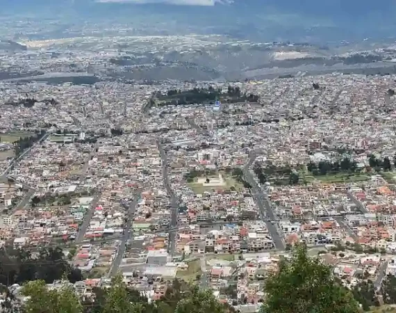 Blick über Ambato