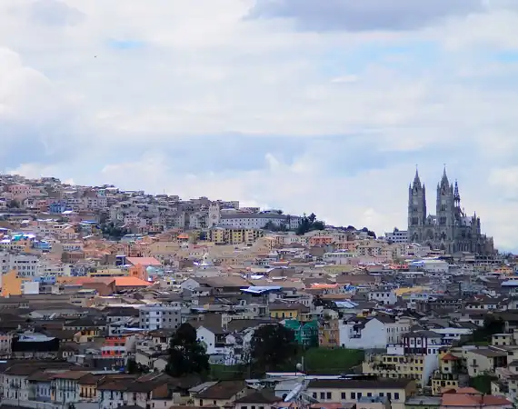 Quito Altstadt mit Basilika