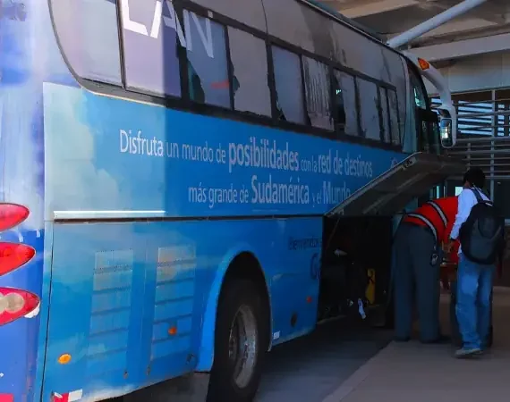 Bus nach Puerto Ayora