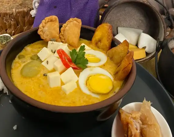 Typisches Gericht zu Ostern in Ecuador: Fanesca