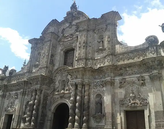 eine der bedeutendsten Kirchen von Quito - La Compañia