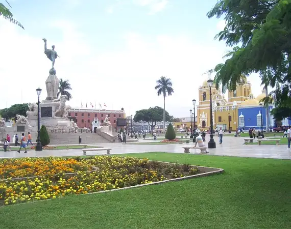 Platz im Zentrum von Trujillo