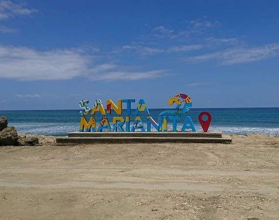 am Strand von Sanata Marianita