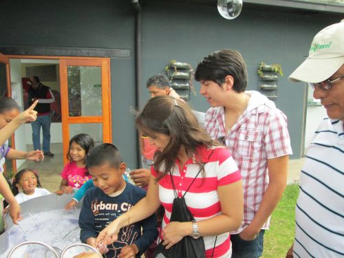 Auch die Kleinen haben hier Spaß, Quito, Ecuador Auch die Kleinen haben hier Spaß, Quito, Ecuador