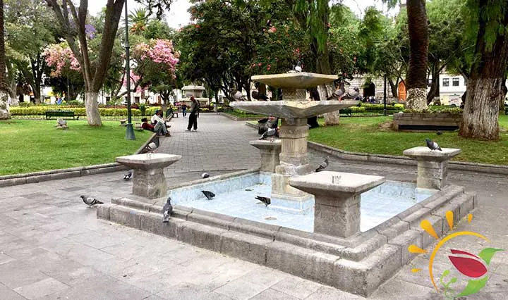 brunnen im parque la merced in ibarra