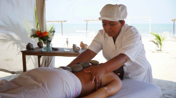 Entspannungsmassagen direkt am Strand, Peru