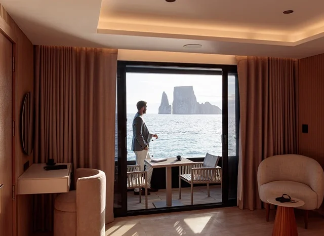 privater Balcon des Katamarans Hermes