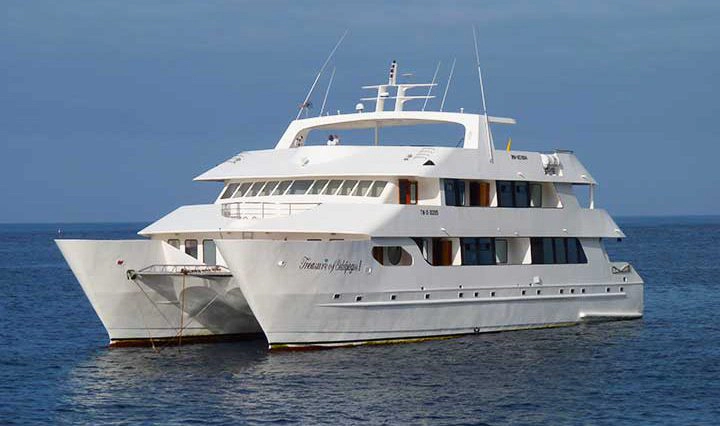 Treasure of Galapagos Katamaran