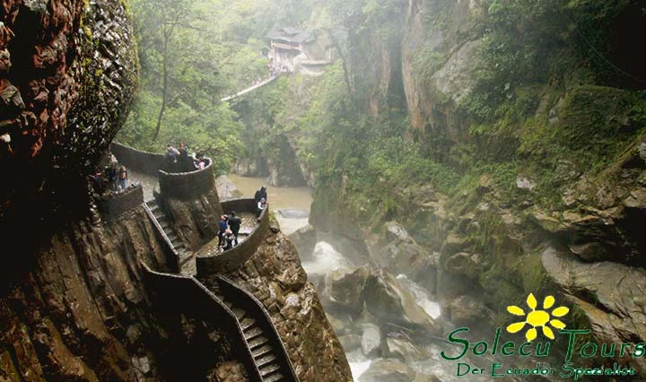 Wasserfall El Pailon del Diablo