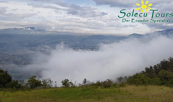 Aussicht auf das Valle de los Chillos vom Vulkan Ilaló