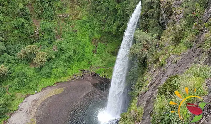 Wasserfall Condor Machay in der Nähe von Sangolquí