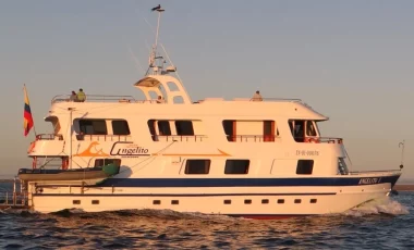 yacht-angelito-sonnenuntergang-galapagos1.webp yacht-angelito-sonnenuntergang-galapagos1.webp