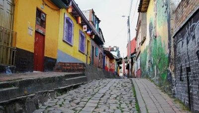 Bogota bunte Häuser in Gasse
