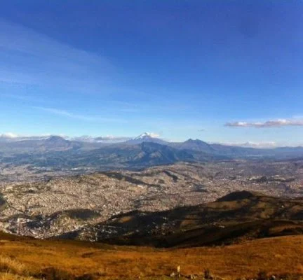 Ecuador Highlight: Fantastischer Blick auf Quito und die umliegenden Vulkane