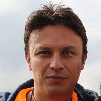 Efrain Efrain