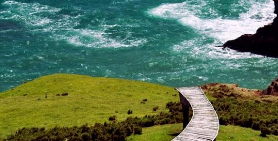Steg zum Meer auf der Insel Chiloé