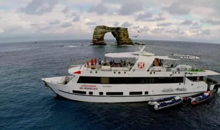 humboldt-explorer-galapagos Tauchkreuzfahrt mit Galapagos Yacht Humboldt Explorer