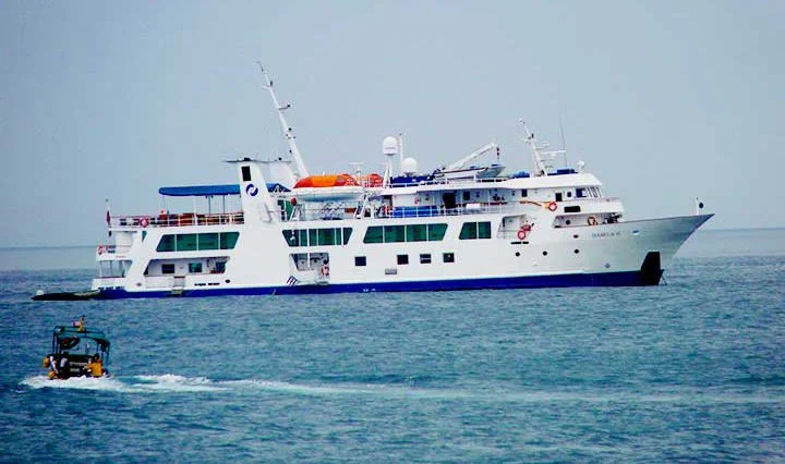 isabela-yacht-galapagos Galapagos Yacht Isabela