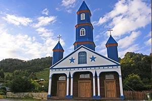 Blaue Holzkirche Chiloe