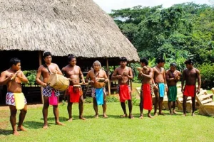 Panama Reisen Embera