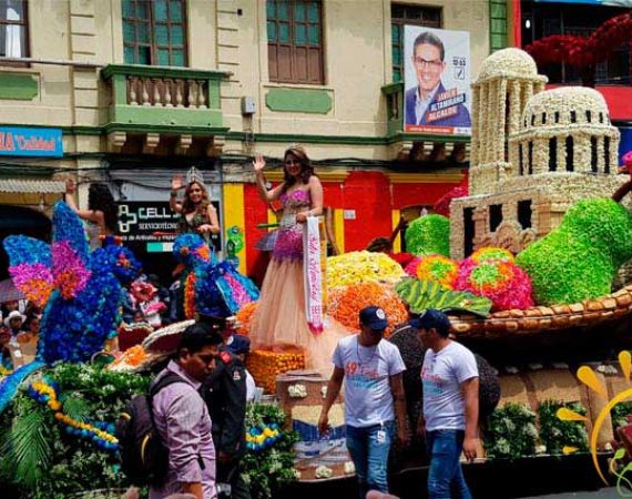 Karneval in Ambato Ecuador