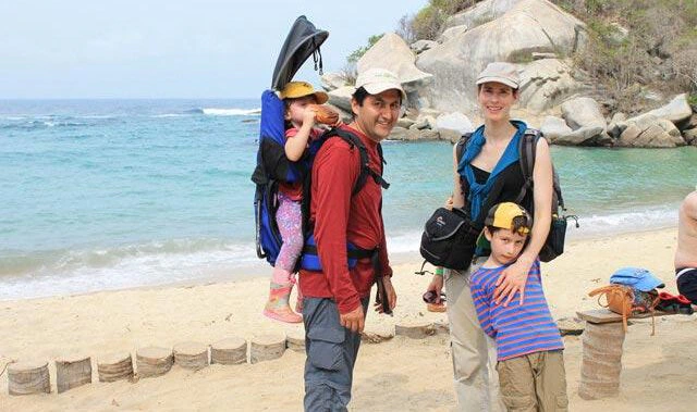 familienreise-arias-leon-tayrona-kolumbien Tayrona auf einer Familienreise durch Kolumbien