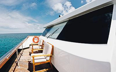 Terrasse der Tauchyacht Galapagos Sky