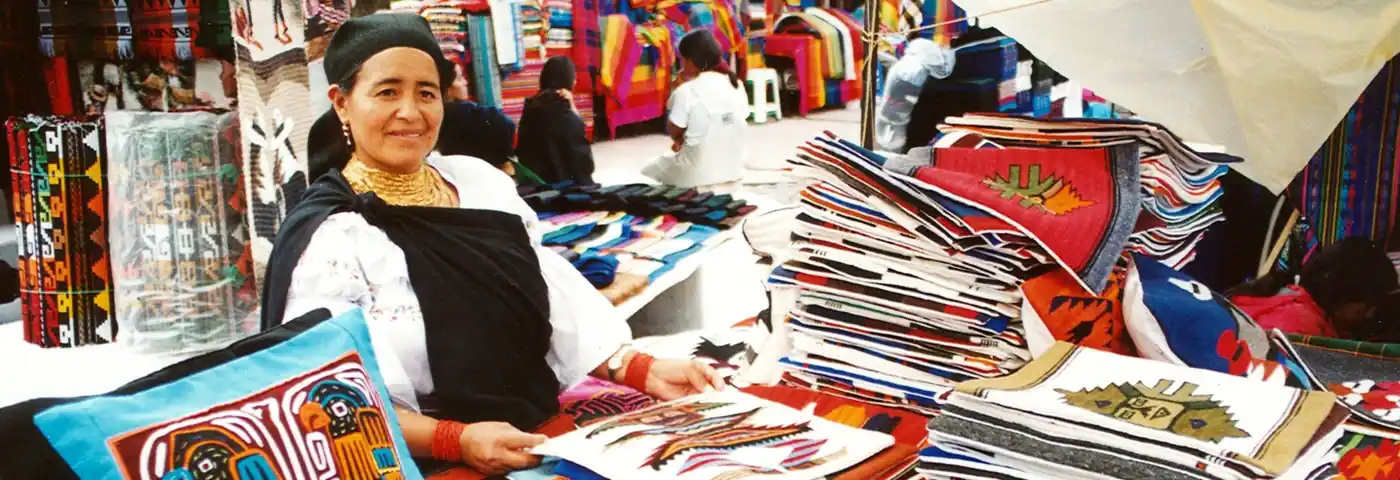 Otavalo ist berühmt für seinen bunten Markt