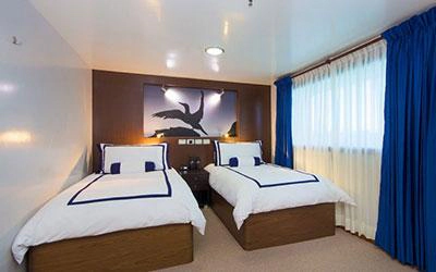 Zweibettkabine auf dem Galapagos Katamaran Ocean Spray