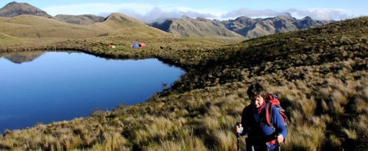 pinan trek ecuador banner